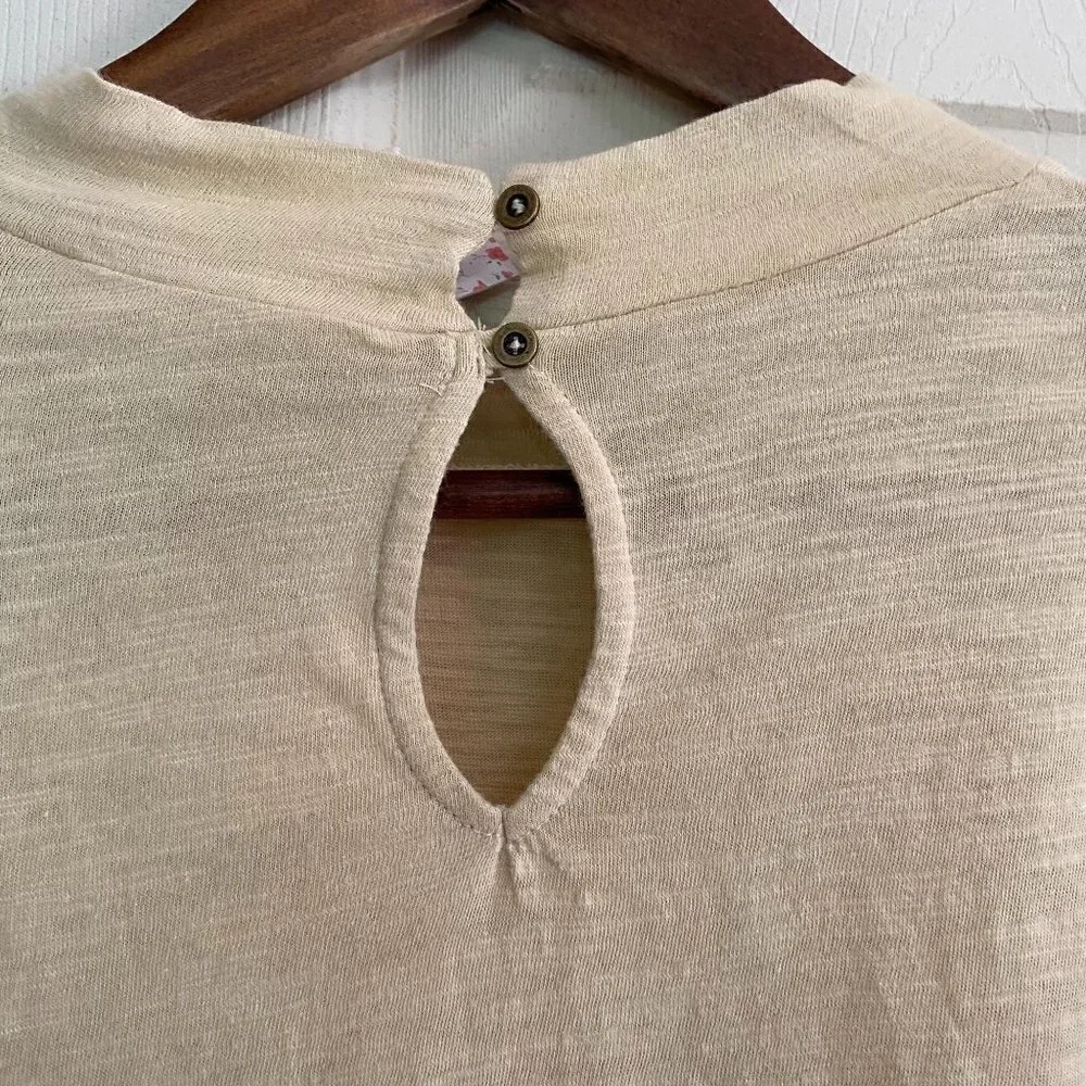Free People Women's NWOT Hooked On You Turtleneck Embroidered Top In Wheat XS